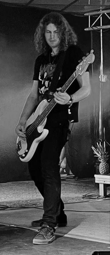 Lars - Bass Lars